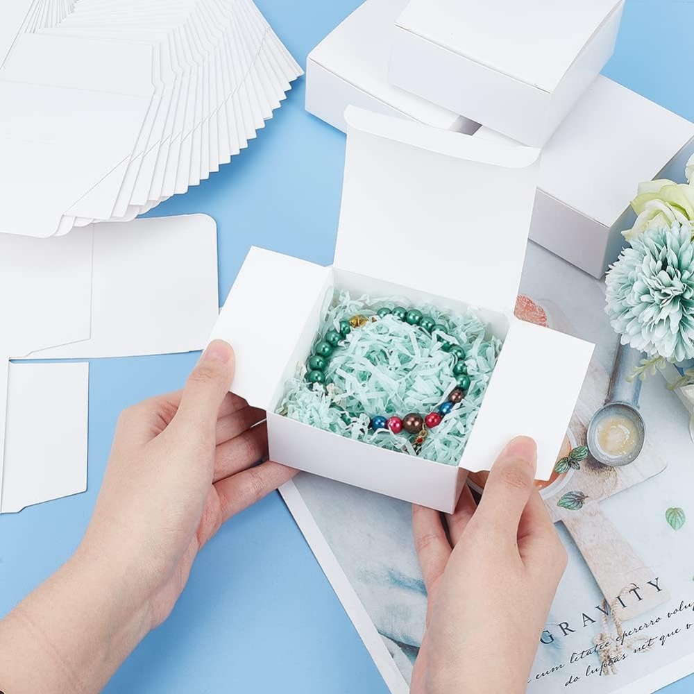 Boîte cadeau blanche du jour d - Kraft Paper Box avis et prix